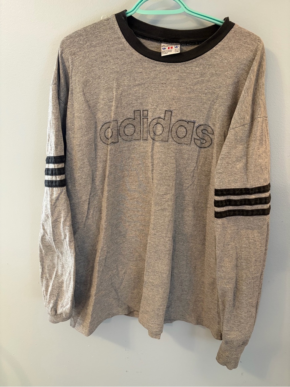 Vintage Adidas Men’s Gray Long Sleeve Logo Sweater